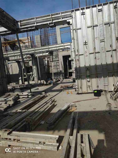 Foshan Accurate Connection Large Concrete Block Molds With Construction Materials