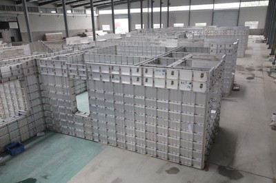 Foshan Alloy Durable Reuse Concrete Formwork Board For Building Villa Project